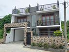 Brand New Luxury 3 Storey House for Sale in Kahathuduwa