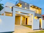 Brand New Luxury Complete Box Morden House For Sale in Negombo