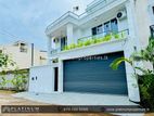 Brand New Luxury Furnished House for Sale in Battaramulla Lake Road
