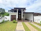 Brand New Luxury Home for Sale in Athurugiriya