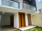 Brand New Luxury House for Rent in Battaramulla Pelawatta