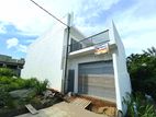 Brand-New Luxury House For Sale in Pannipitiya / Kottawa