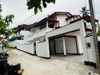 Brand New Luxury House For Sale In Piliyandala Bandaragama .