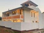 BRAND NEW LUXURY HOUSE FOR SALE – MALABE TOWN