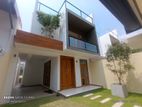Brand New Luxury House for Sale Pelawaththa
