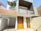 Brand New Luxury House For Sale Weerasekara Mw, Thalawathugoda