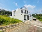 Brand-New Luxury House From Pasman Junction - 6.5 p Land Extent