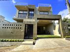 Brand-New Luxury House in a Gated Community - Piliyandala Madapatha