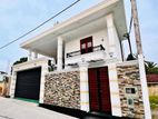 Brand-New Luxury House With 4 Bed Bath Boralesgamuwa, Werahera