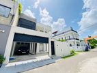 Brand New Luxury Modern Home for Sale in Athurugiriya