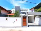 Brand New Luxury Modern Home for Sale in Kesbewa – Makandana