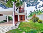 Brand New Luxury Spacious Three-Storey House in Piliyandala