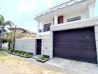 Brand new Luxury three storey House For sale in Ja Ela Ekala