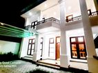 Brand new Luxury three storey House For sale in kandana