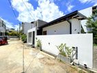 Brand-New Modern Home With Luxury - Athurugiriya Prime City