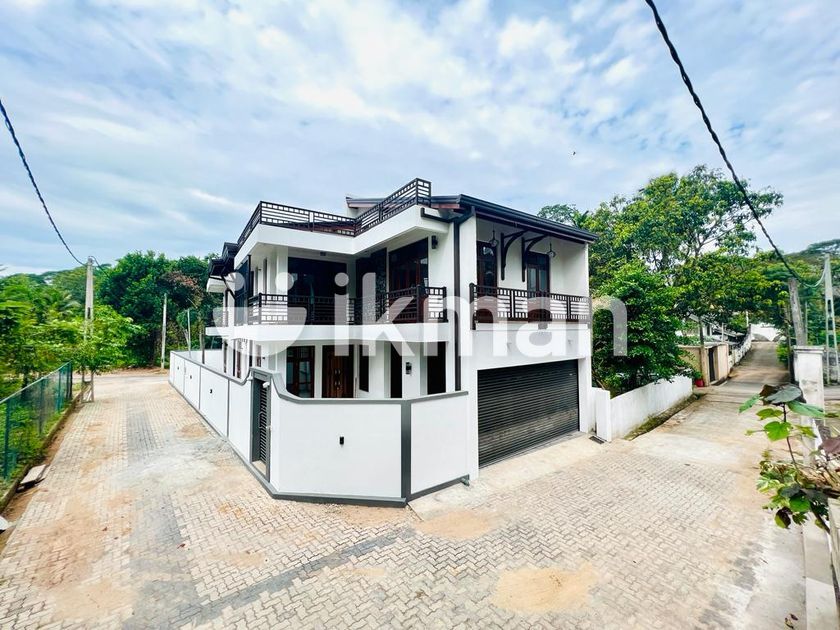 Brand New Modern House For Sale In Thalawathugoda Ikman 