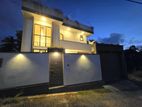 Brand New Mordern 2 Storied House in - Jambugahamula
