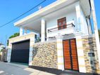 Brand New Mordern 3 Storied Luxury House in Boralesgamuwa