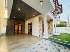 Brand New Solid Modern Super Luxury House-Piliyandala