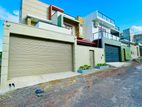 Brand New solid super luxury 2 Story House-piliyandala