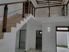 Brand New Spacious Upstairs House for Sale in Athurugiriya