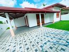 Brand new super house in piliyandala 162 road near by kesbawa