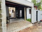Brand new super house in piliyandala madapatha road