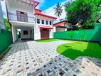 Brand New Super Luxury 2 Story House Piliyandala