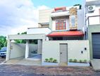 Brand New Super Luxury 3 Storey House for Sale in Piliyandala