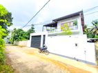 Brand New Super Luxury 4BR House For Sale In Thalawathugoda Hokandara