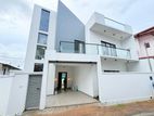 Brand New Super Luxury House for Sale in Athurugiriya