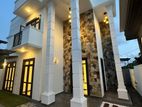 Brand New Super Luxury House for Sale in Piliyandala