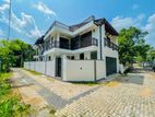 Brand New Super Luxury House For Sale In Thalawatugoda Hokandara Road.