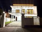 Brand New Super Luxury Morden 3store House Wennappuwa City's