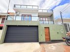 Brand New Super Luxury Three Story House for Sale – Piliyandala