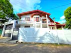 Brand New Super Quality Mordern 2 Storied House - Batuwandara