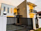 Brand New Supper Luxury House for Sale in Negombo Akkarapanaha