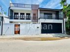 Brand New Two Storey House for Sale In Thalawathugoda(hbgii8)