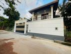 Brand Solid Luxury House for Sale in Piliyandala