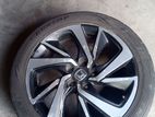 225/50/R18 Tires With Alloy Wheel