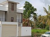 BREAD NEW SUPER LUXURY HOUSE FOR SALE IN KOTTAWA