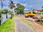❖❖❖ බස් පාර ආසන්නයේම තිබිරිගස්කටුව පර්. 18ක වටිනා ඉඩමක් විකිණීමට