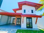 බටුවන්දර පිහිටි නවීන පන්නයේ අලුත්ම තනිමහල් නිවස විකිනීමට