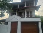 Building for Rent - Dalugama