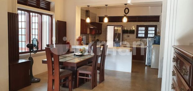 Bungalow for Long Term Rent in Mount Lavinia (HR2003), Colombo