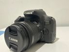 Canon 800D