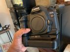 canon 5D mark 2 DSLR body with battery grip