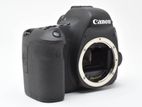 canon 6D DSLR body with lens