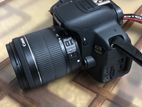Canon 700D