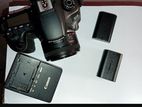 Canon DSLR cemara